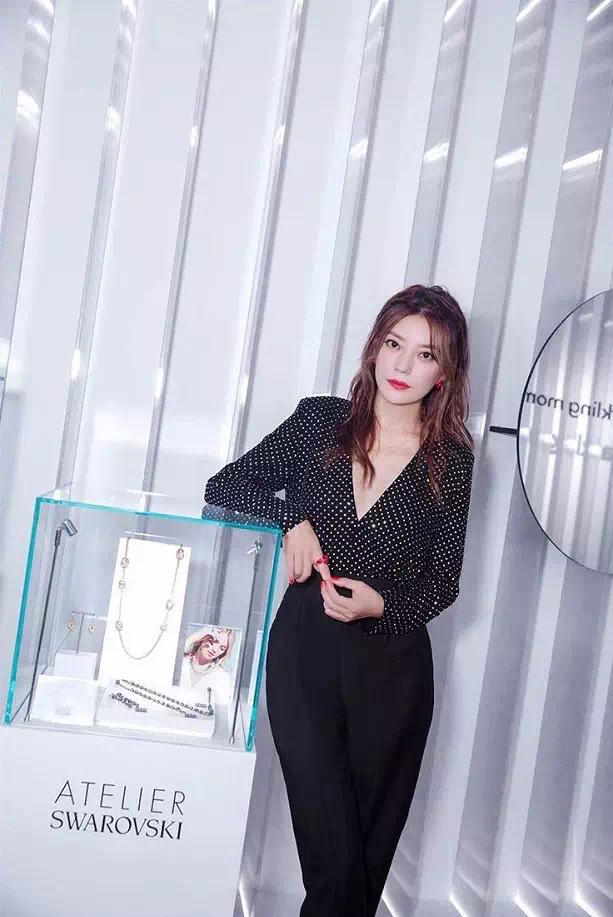 施华洛世奇新品穿搭视频,施华洛世奇哪一款最好看