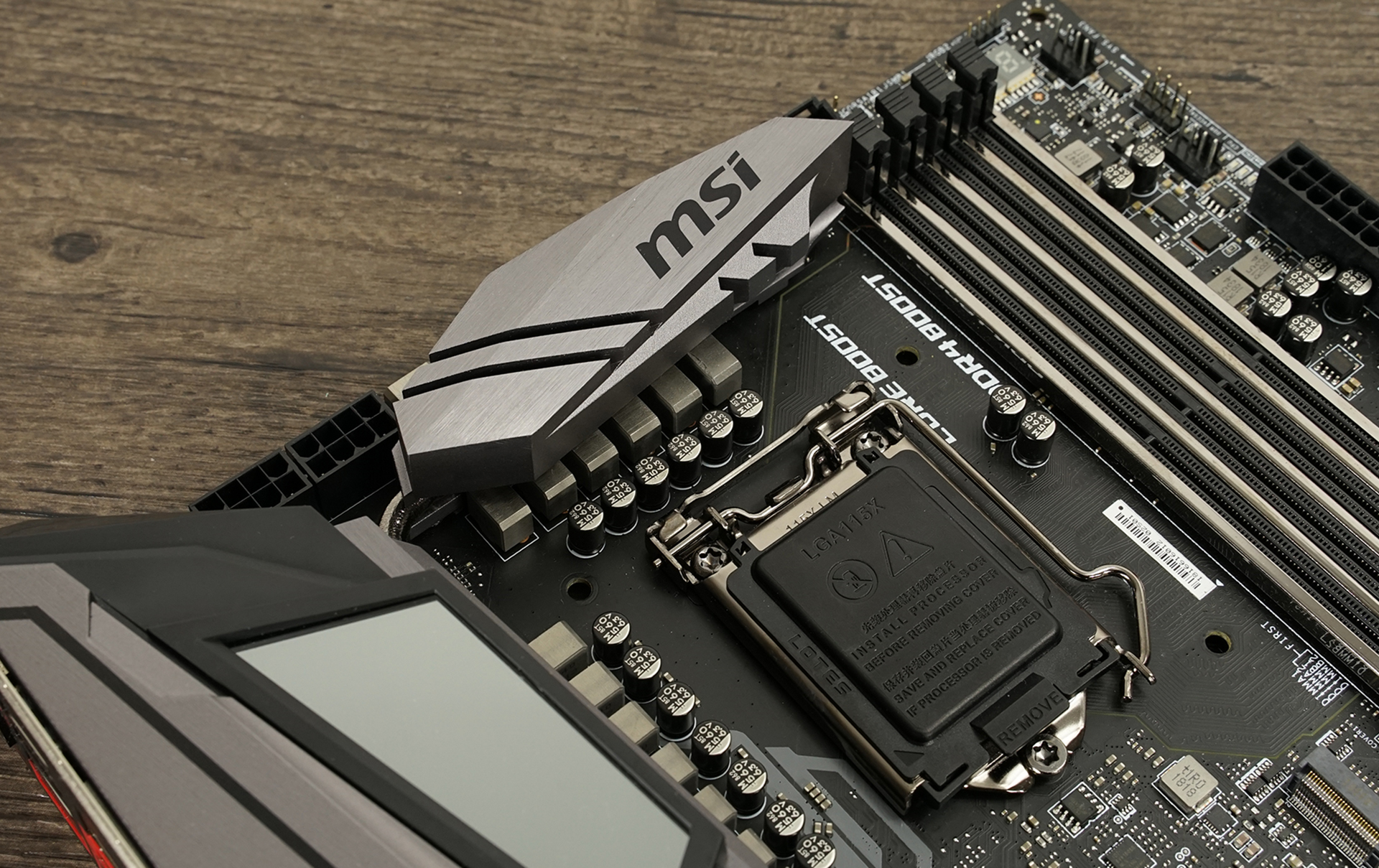 中奖了一个300元的散热却去装了台万元游戏主机？