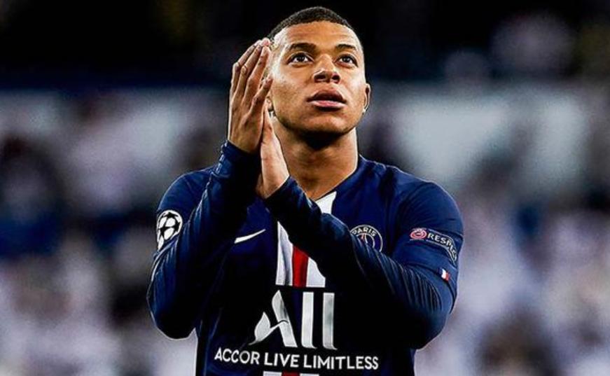 法国国脚克莱枫丹,姆巴佩抵达克莱枫丹