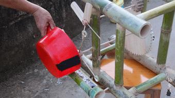 大爷造鲁班凳,60岁中国大爷徒手做鲁班凳