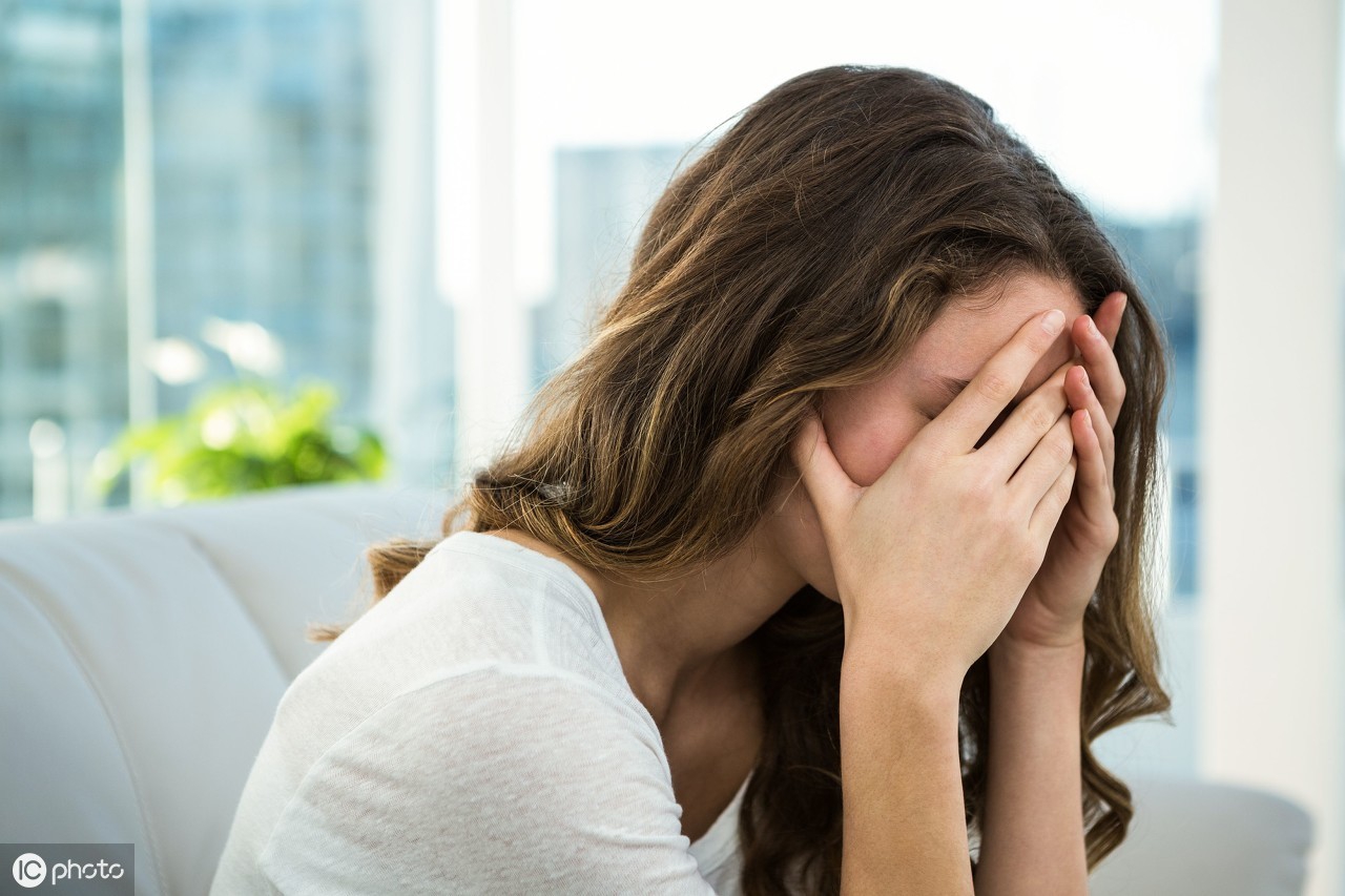 来大姨妈要注意什么才避免痛经,来了大姨妈一招帮你解决痛经