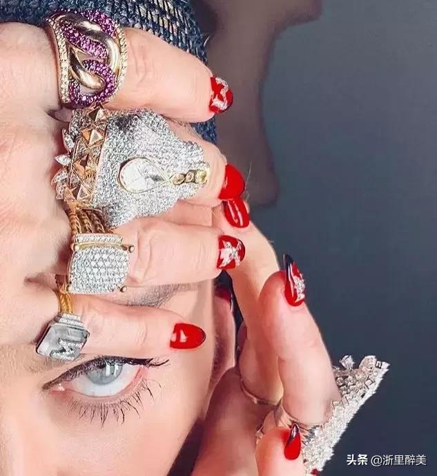 61岁麦当娜,61岁麦当娜全部视频