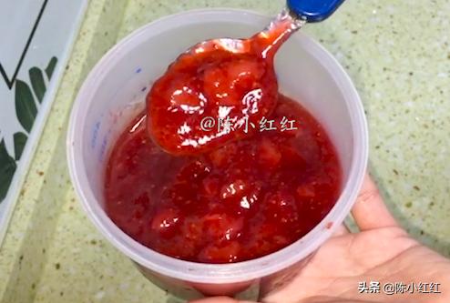 自己在家做草莓酱的方法,怎么做草莓酱又简单又好吃