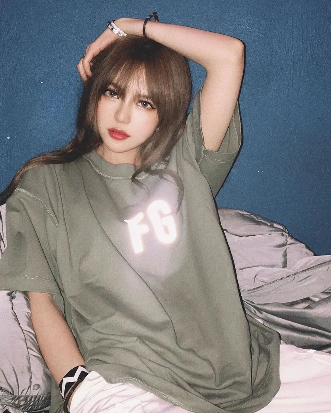 周扬青天竺少女,周扬青gucci毛衣