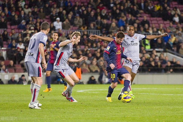 足坛现役前三中场,当今足坛各位置前三人