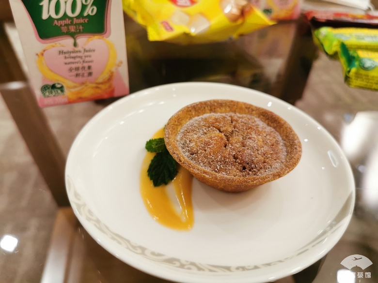 感觉捡到宝了！坐飞机前收到邮件，第2020位旅客提供升舱礼遇