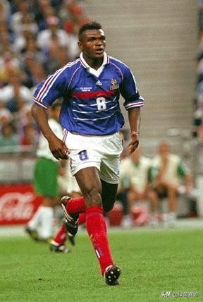 世界足球历史十大最强后卫,史上最佳防守球员排名