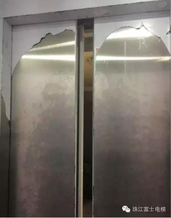 电梯门故障及处理方法,东芝电梯门机故障怎么清除