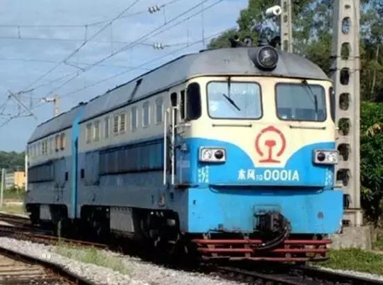 内燃机火车头都有哪些样子,中国内燃机车火车头