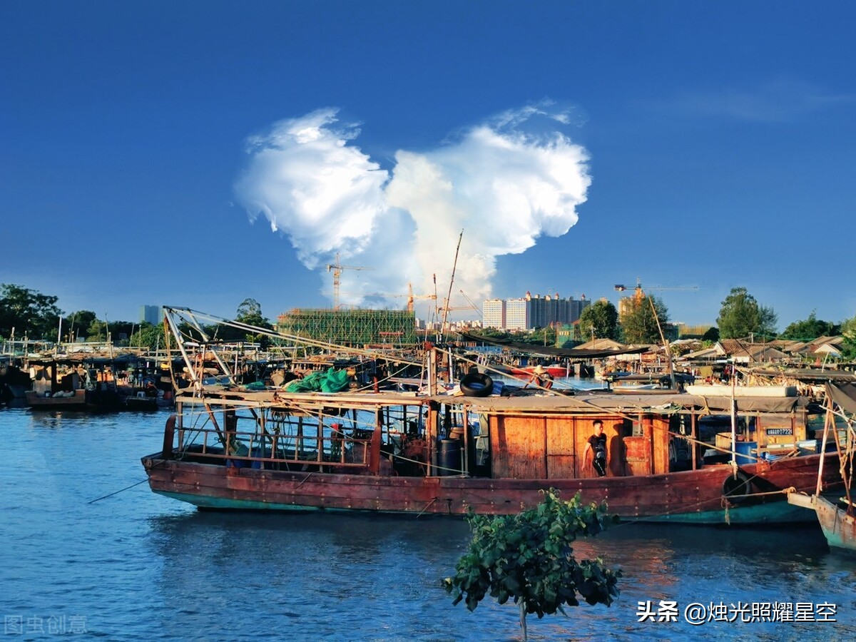 5年级下册语文22课威尼斯的小艇,讲解语文五年级下册威尼斯小艇