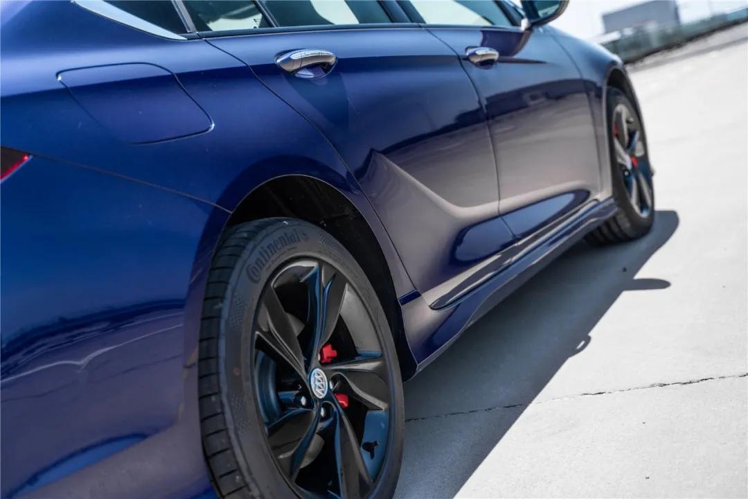 君威GS减震悬架,新款君威gs改避震效果