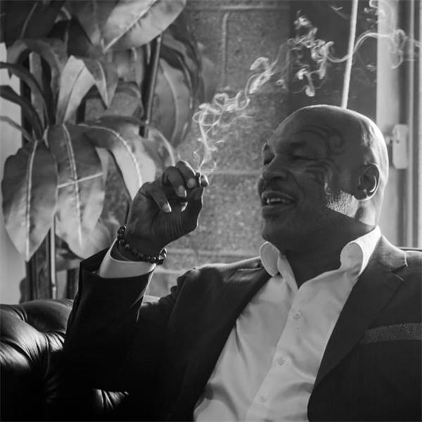 传奇的延续!毒枭泰森推出最新产品,产品的名字太霸气