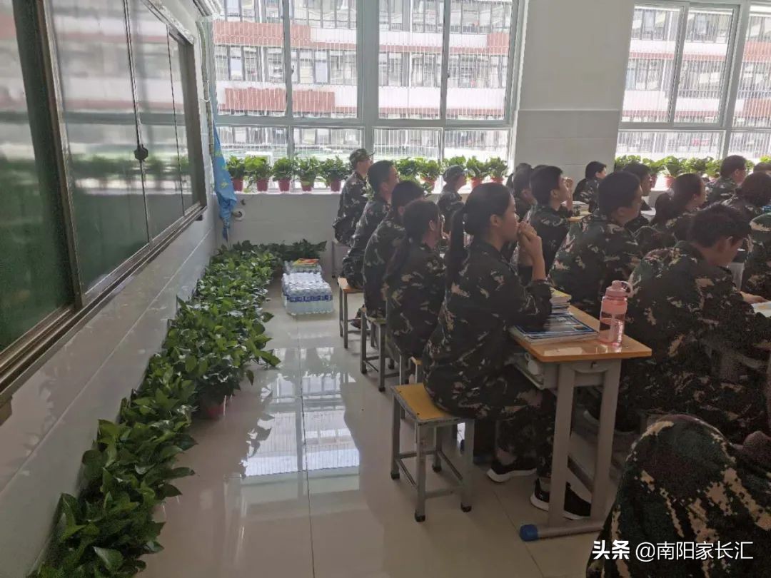 南阳五中新生开学须知,开学南阳五中