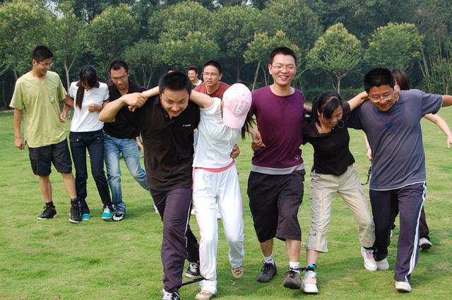 1000人大型团建活动游戏,100个团建项目和互动游戏