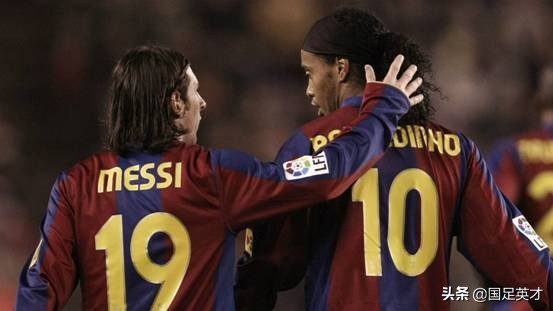 绿茵精灵罗纳尔迪尼奥技巧,足球记忆封神榜罗纳尔迪尼奥