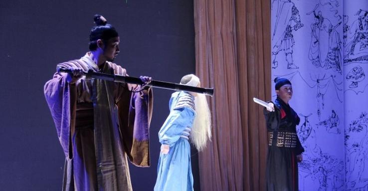 二桃杀三士晏子人物分析,二桃杀三士谁用了晏子的计谋