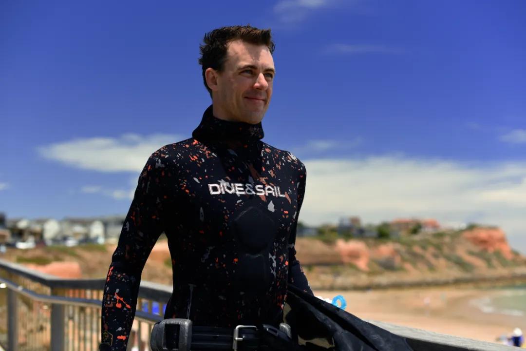 潜水证怎么考初级,如何考取潜水执照