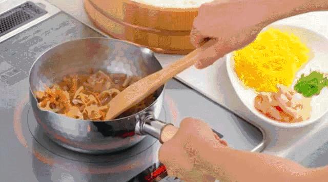 这几口网红锅千万别碰,网红锅最近火爆的