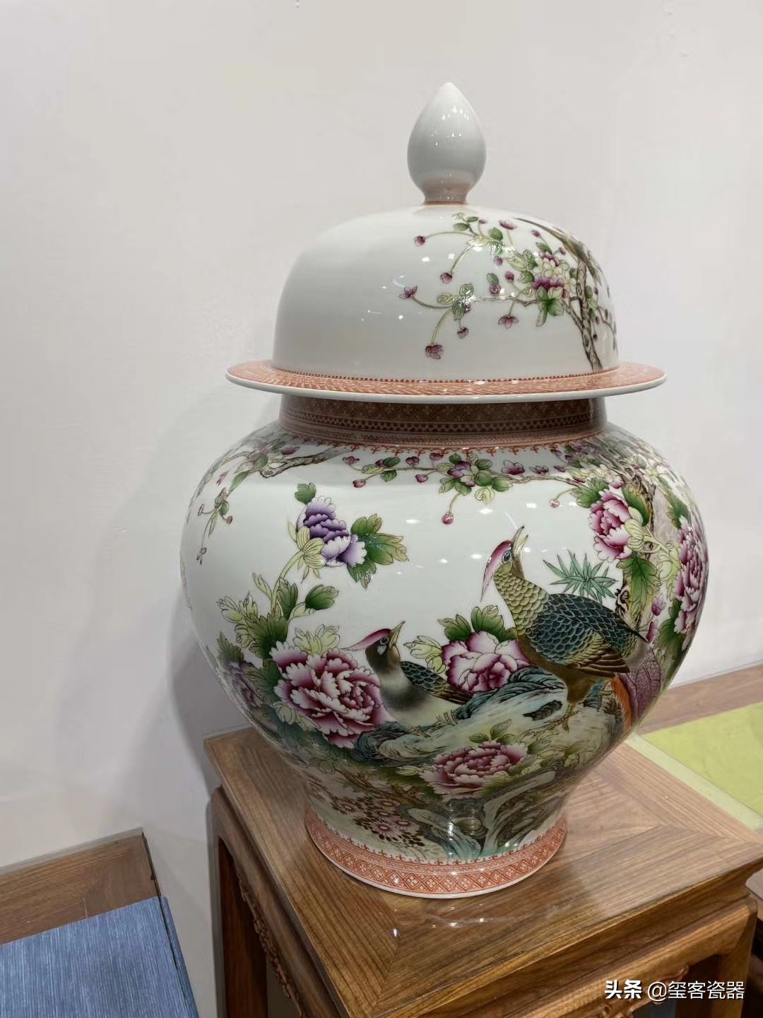 景德镇瓷器的成本,为啥高仿雍正景德镇瓷器这么贵