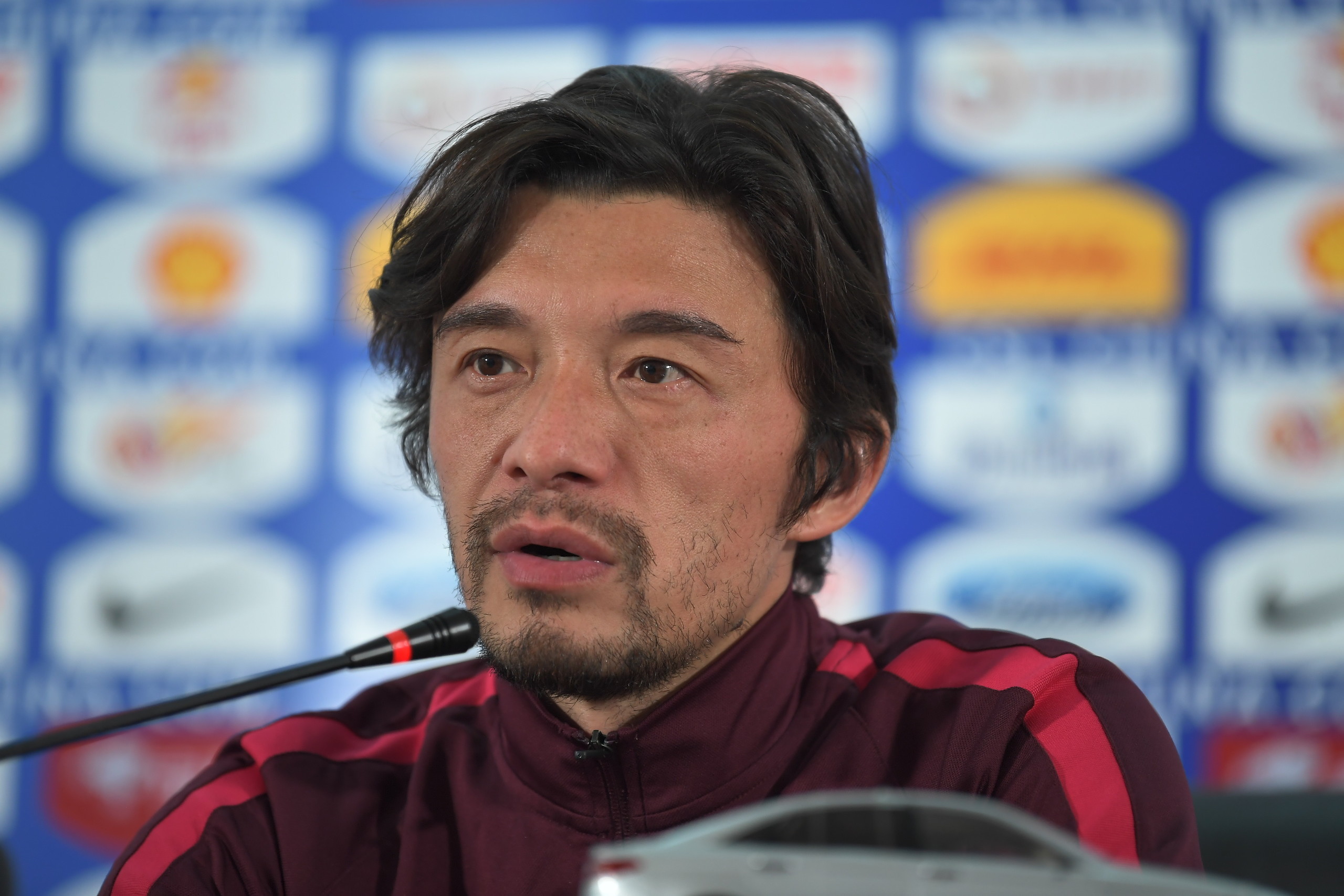 落井下石！前国脚发文致敬郎平，借机暗讽谢晖，中国足球曝出内讧