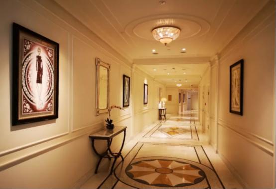 迪拜范思哲酒店帝国套房,迪拜范思哲宫殿酒店图片