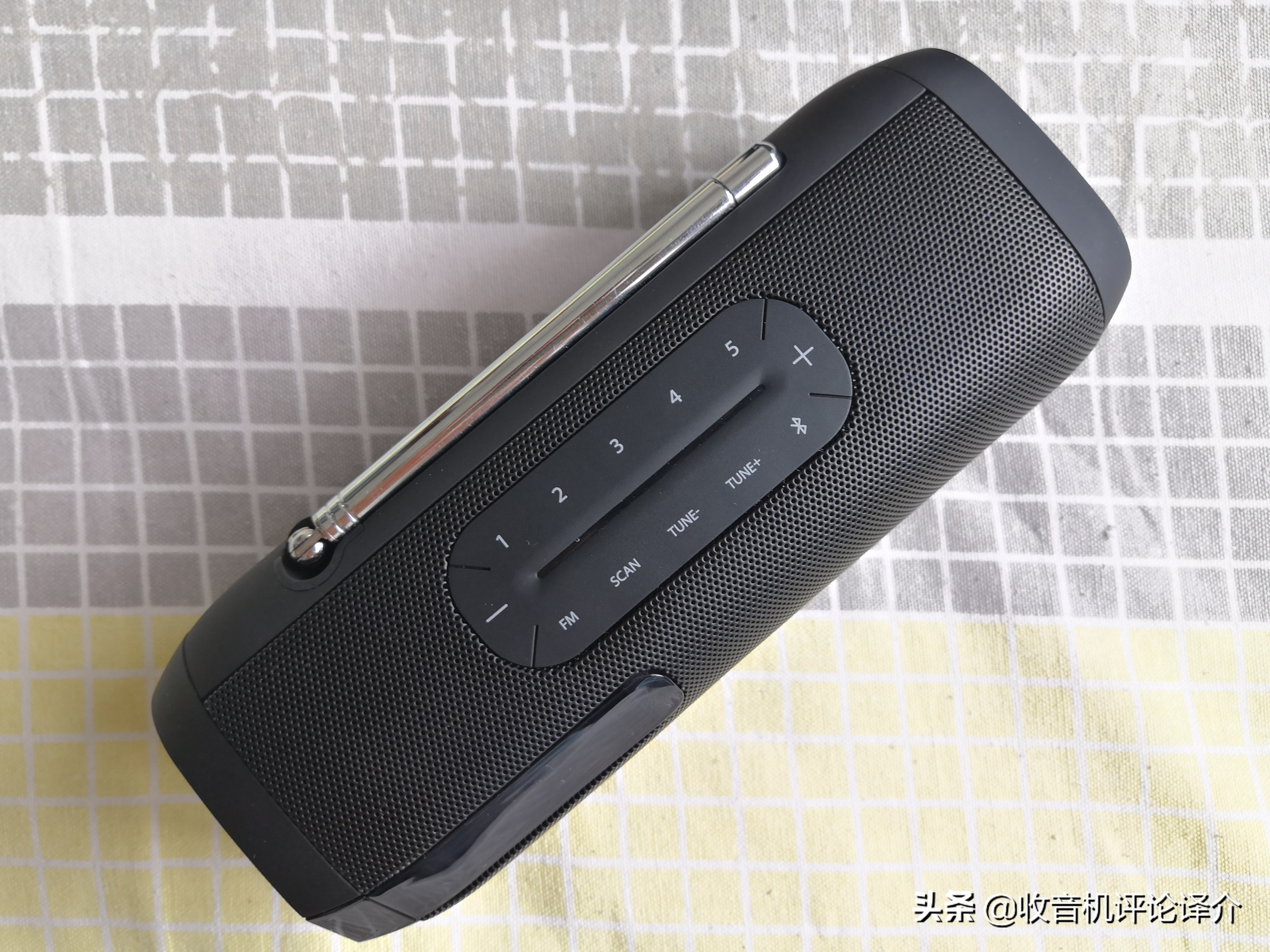 jbl的tunerfm调频收音机,美国收音机蓝牙音响