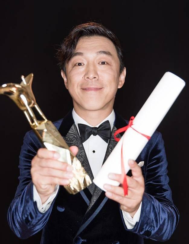 黄渤和马云高情商对话完整版,马云问黄渤你觉得我长得怎么样