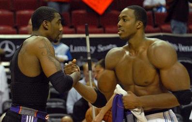 c罗与篮球明星的相遇时刻,当c罗打篮球时是什么样子