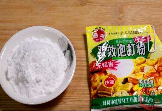 小苏打和食用碱和酵母粉怎么用,酵母粉和泡打粉小苏打有什么区别