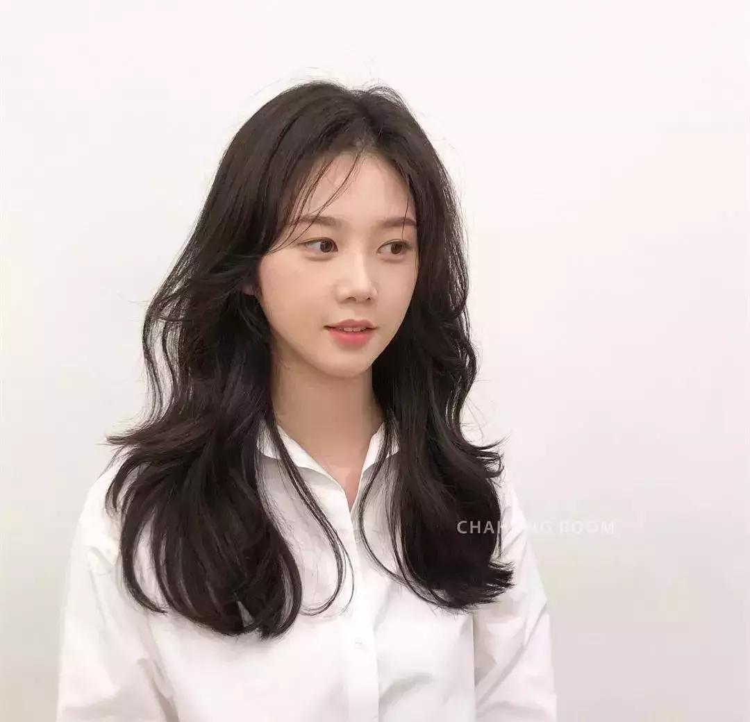 适合大脸的短发发型女最新,大脸妹子最适合的四款发型