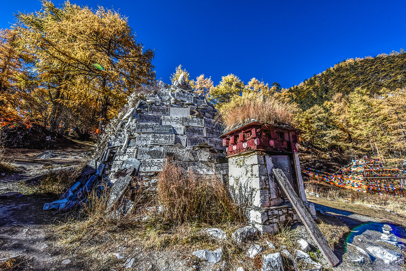 四川甘孜的亚丁稻城,四川稻城亚丁蓝色星球上的净土