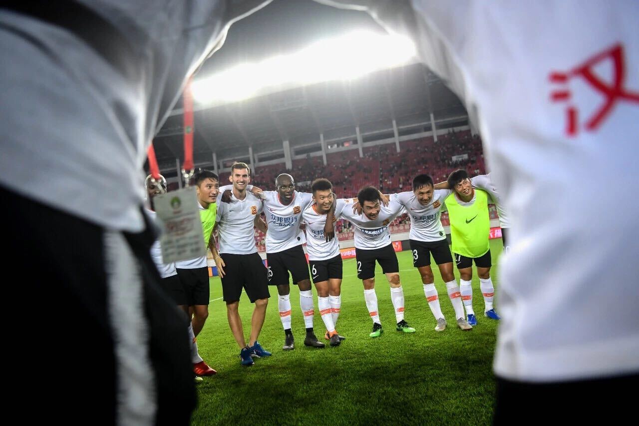 李铁率领华夏冲超,李铁打造申花视频