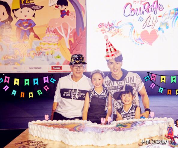 吴尊儿子超人,吴尊晒一双儿女近照画面温馨有爱