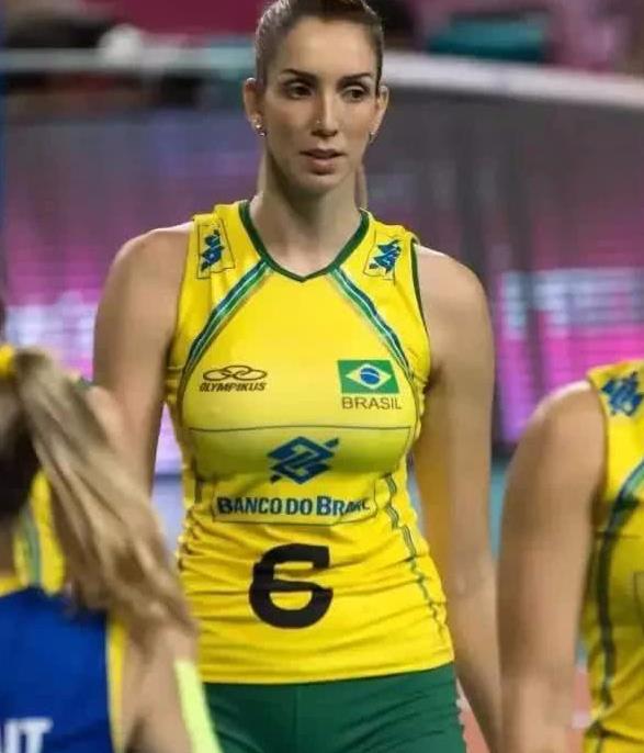 巴西女排身材,巴西女排球员身材