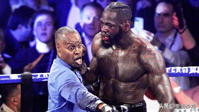 维尔德去对手更衣室道歉,维尔德发怒