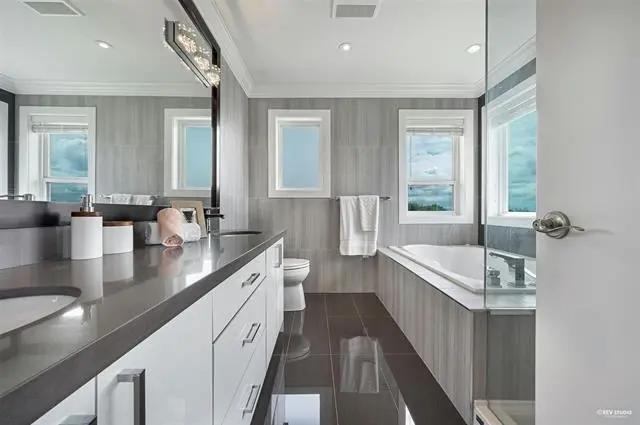 住在本拿比的理由，一个就够了