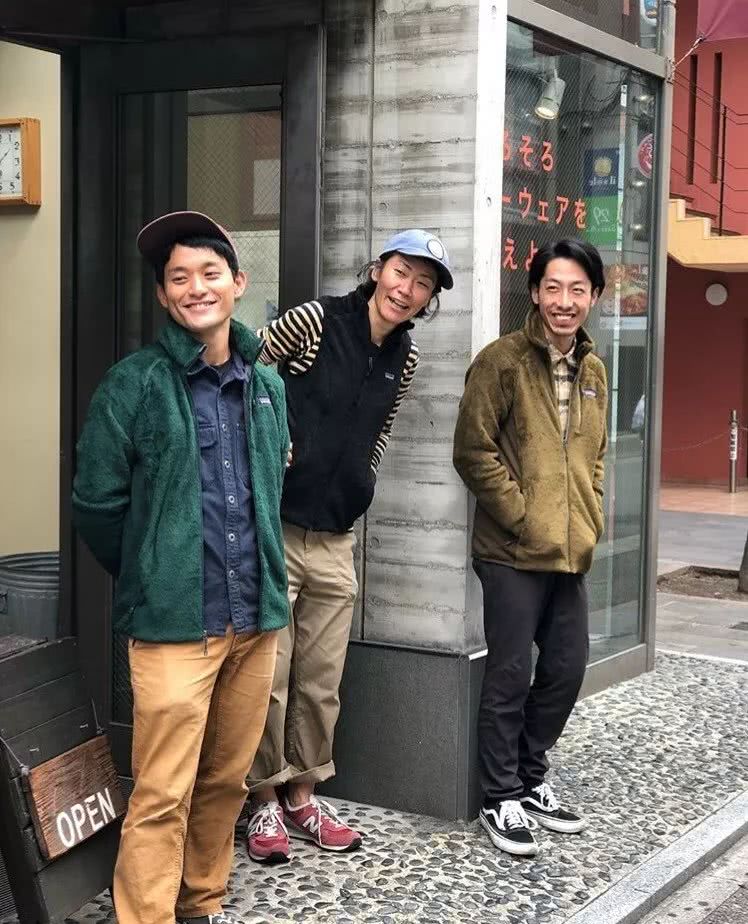 窦靖童自拍中被众人“求链接”的健身衣，到底是什么牌子的？