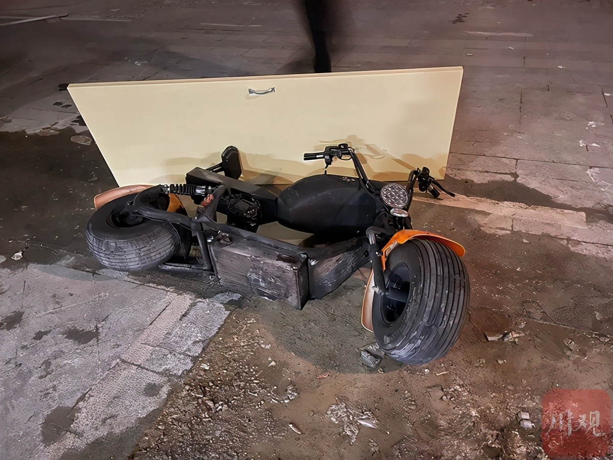 成都电动车电梯爆燃后续,成都华阳区电动车爆燃