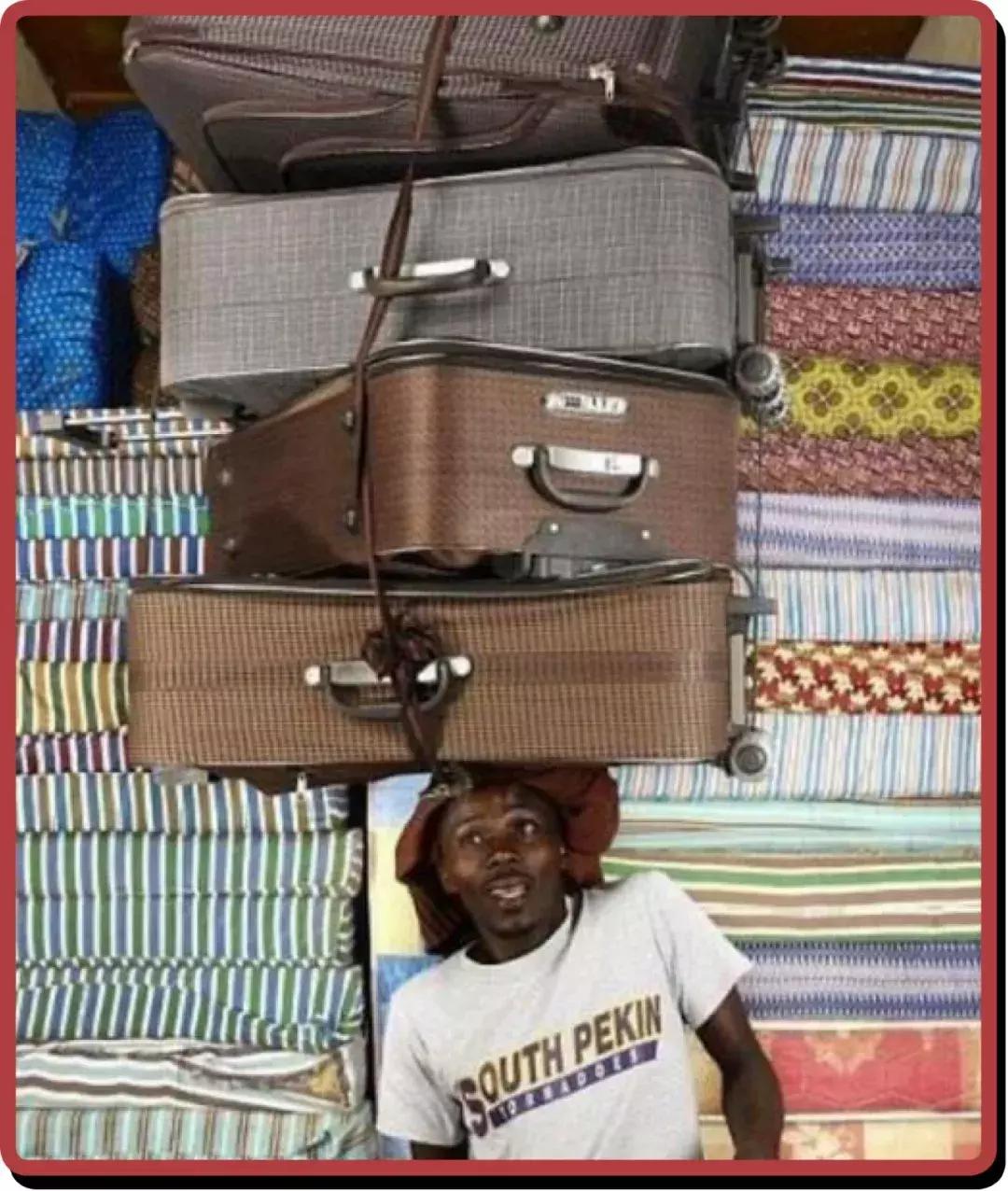 非洲黑叔叔的人体物流有多猛?