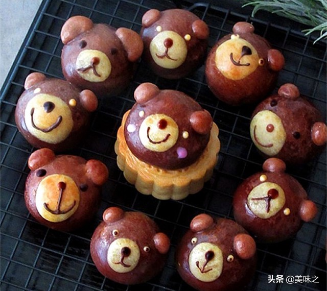 中秋幼儿园手工简单创意摇摆月饼,简单漂亮美丽的卡通月饼