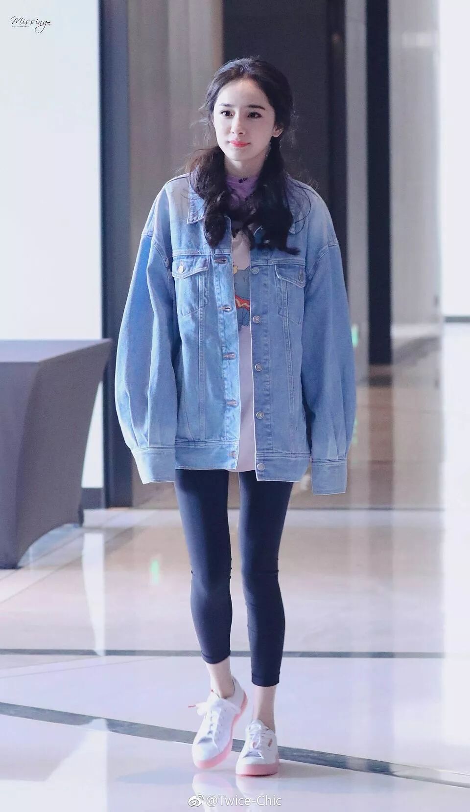 人生处处是陷阱万分小心,人生处处有坑我们要擦亮双眼