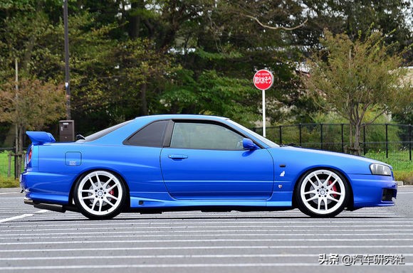 ae86的卡罗拉为什么是后驱,头文字d原车重现这才是真正的ae86