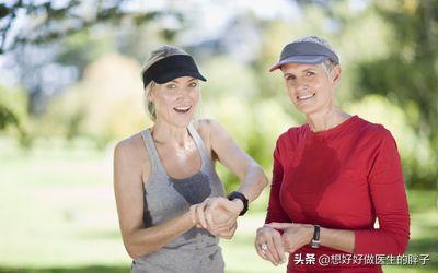 一跑步手就肿怎么回事,走路跑步身体发痒什么原因