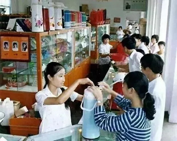 上世纪六七十年代的供销社,80年代的供销社你还记得吧