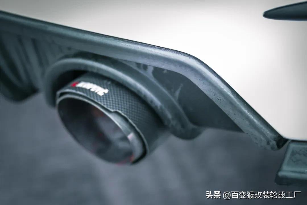 思域最新颜色改色,思域亮黑改色