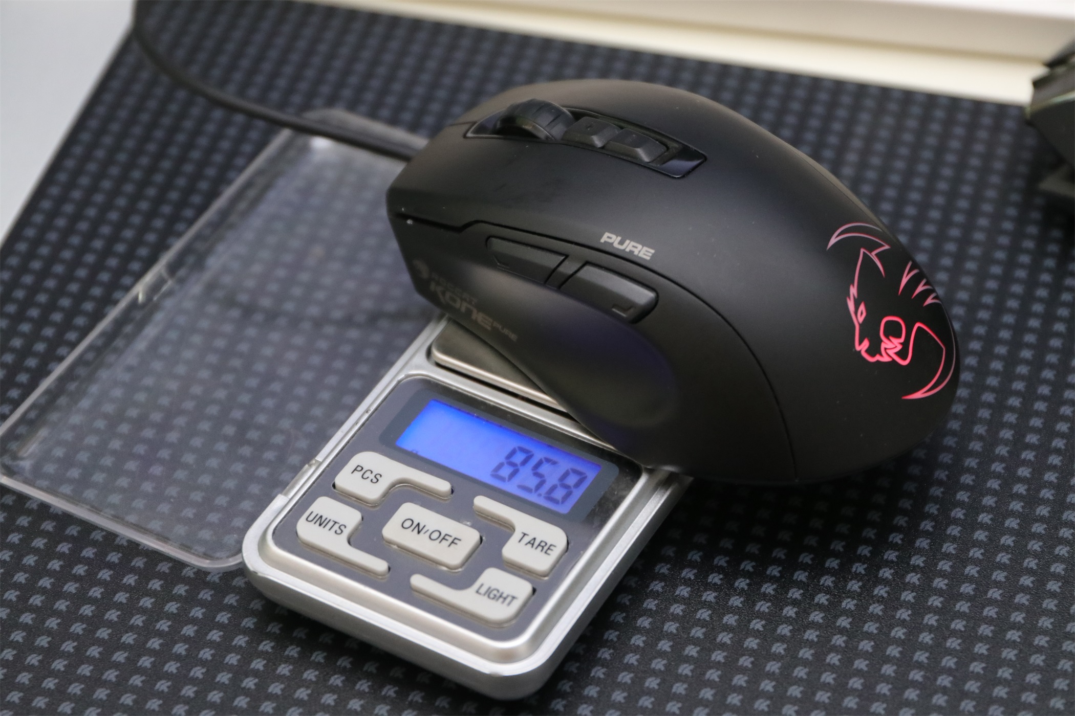 轻量化鼠标性价比推荐,200到300无线轻量化鼠标