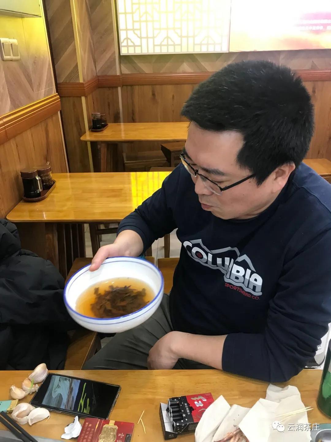 大益普洱茶银孔雀901,大益金孔雀普洱茶2006250克