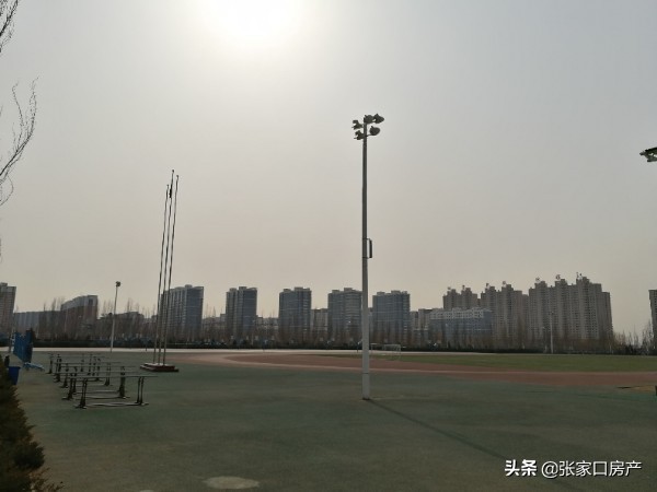 张家口学院旧校区开学了没,张家口市过去的学校