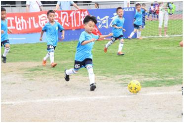 小小少年打比赛,小小少年篮球比赛