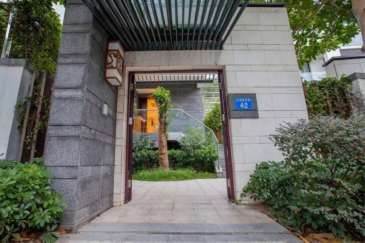 春节温泉酒店吃住一体推荐,附近别墅温泉度假一日游